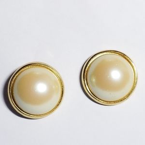 Vintage Richelieu earrings faux pearl button dome gold tone